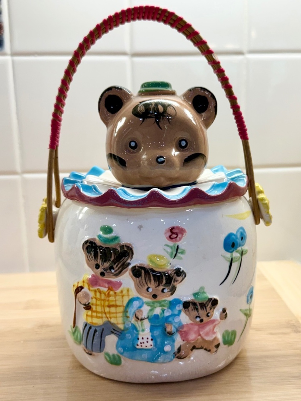 Lipper & Mann, Japan, cookie jar, biscuit box, vintage 3 little bears